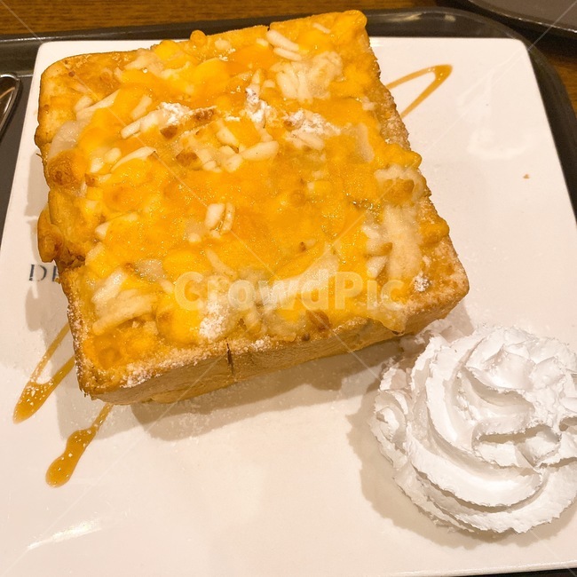 맛집,음식,요리,식사,혼밥,빵,크림,카페