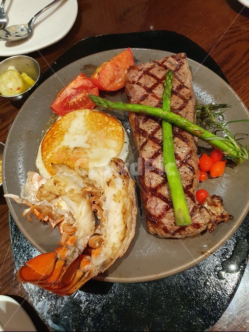 스테이크,한우,아웃백,등심,안심,음식사진,먹스타그램,오늘의메뉴,맛집,맛집추천,음식기록,일상기록,푸드스타그램,음식스타그램,미식,한끼식사,외식메뉴,집밥,요리사진,플레이팅,푸짐한한상,맛있는한끼,식사시간,맛집투어,먹방,식단관리,야식,점심메뉴,저녁메뉴,간식타임,푸드사진,일상공유,음식취향,한식양식,음식,식재료,요리,food,cook,meal,dishes,food reserves,양식,서양음식,서양요리,western food,western dishes,western meal,western cook