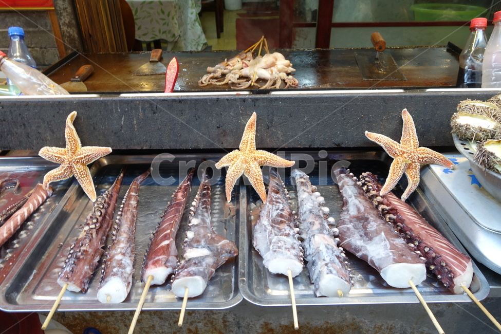 중국,청도,시장,불가사리,문어,문어다리,삼총사,꼬치