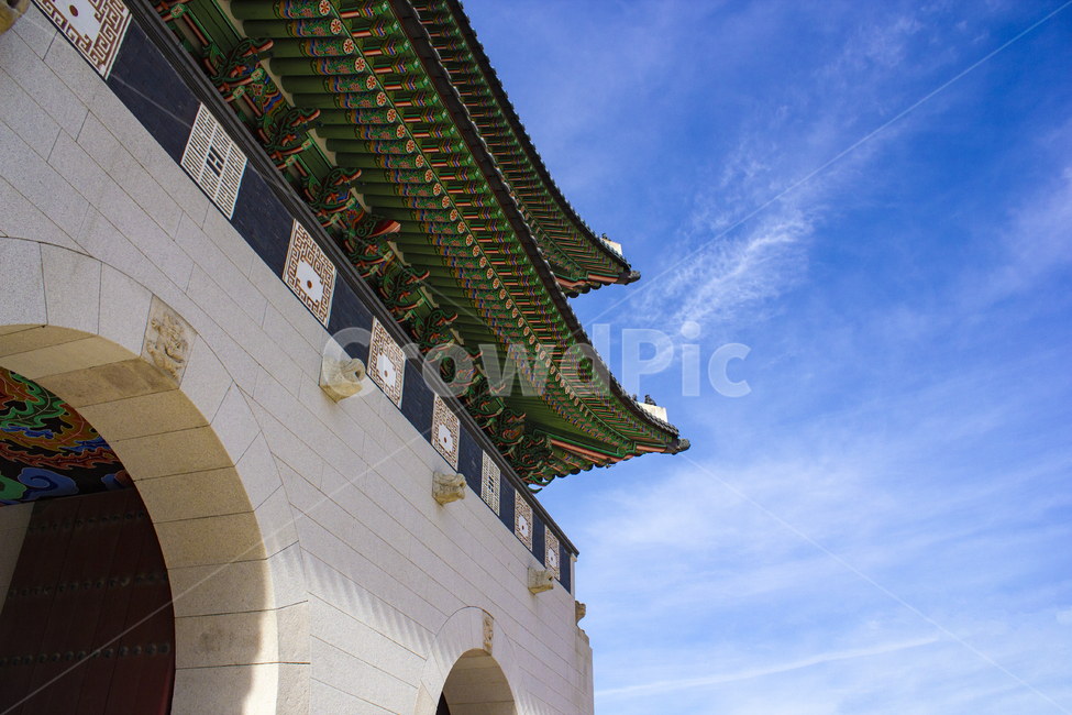 하늘,광화문,전통건물,전통한옥,한국문화,한국전통,푸른,풍경,koreantraditional,유적지,기와,건물,한국전통,한국문화,korean traditional,korean culture,랜드마크,landmark,tourist attraction,한국랜드마크,한국관광지,한국명소,korea landmark,korea tourist attraction