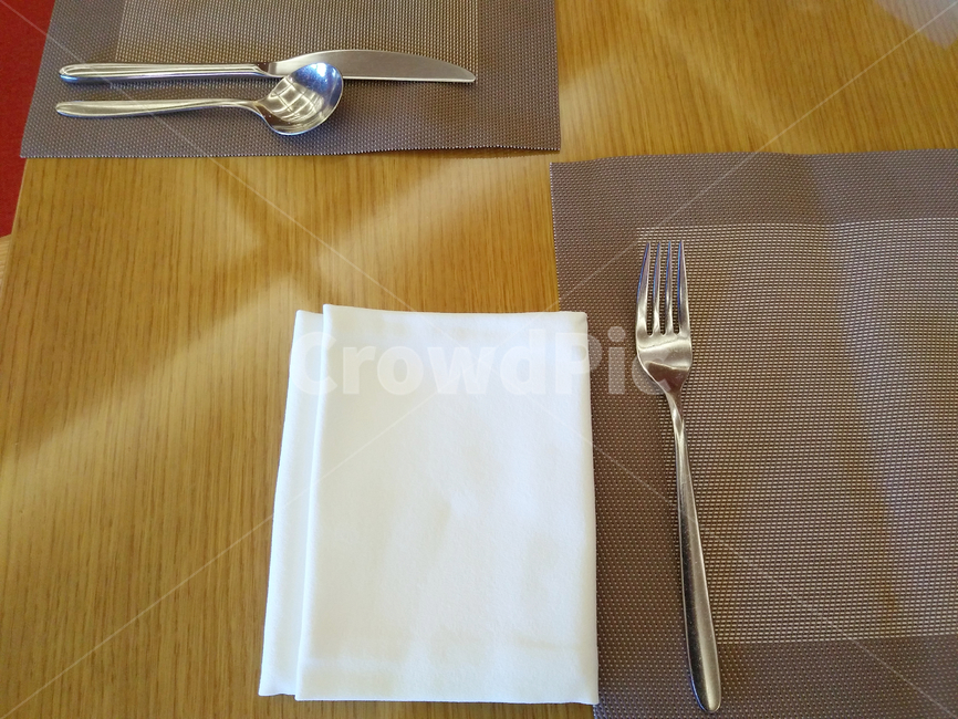 식사준비,테이블,숟가락,포크,냅킨,나이프,spoon,knife,fork,사물,물건,오브젝트,object,식사시간,lunch,breakfast