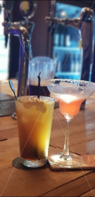 감성,칵테일,조명,낭만,잔