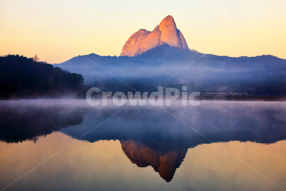 물안개,여명,반영,일출,반월제일출,반월제,자연,풍경,nature,landscape,mountain,산,mountain range,산맥,outdoors,옥외,peak,피크