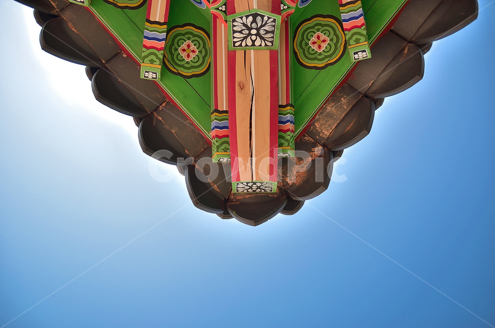 한옥,하늘,한국,지붕,처마,오색,전통,traditional,koreanhouse,sky,roof,한국전통,한국문화,korean traditional,korean culture,건축물,건물외관,exterior,building,structure,architecture,construction