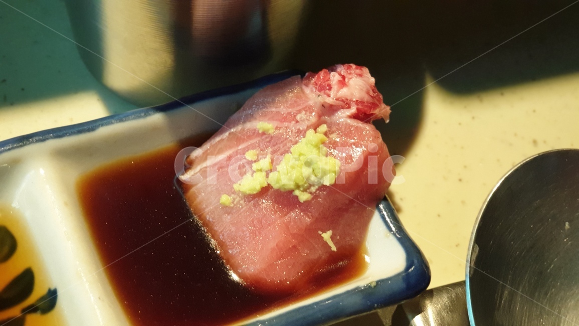 참치,회,생선,와사비,저녁,아늑함,식사,일본,분위기,음식,식재료,요리,food,cook,meal,dishes,food reserves,일식,일본음식,일본요리,Japanese food,Japanese dishes,Japanese meal,Japanese cook