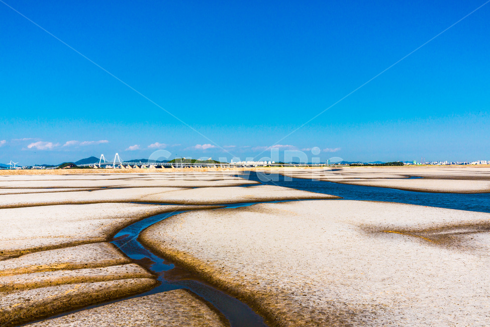 영종도,갯벌,환경,썰물,하늘,구름,모래톱,자연,풍경,nature,landscape,한국자연풍경,한국자연경관,korea nature landscape,outdoors,옥외,soil,흙,land,땅,scenery