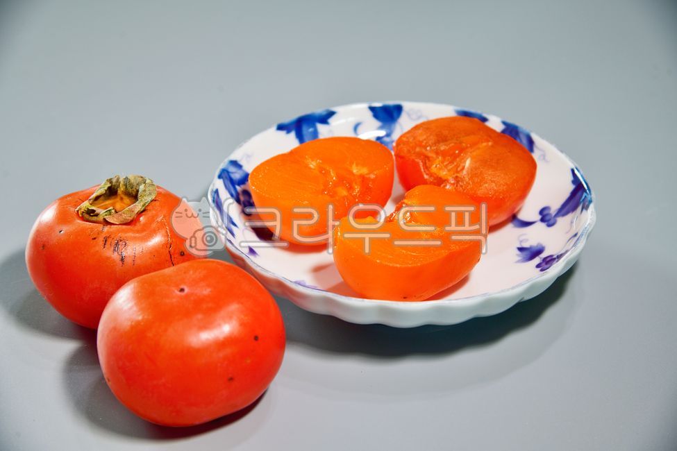 Persimmon,half-moon,semi-dried,fruit,fruit,berry,seasonal fruit