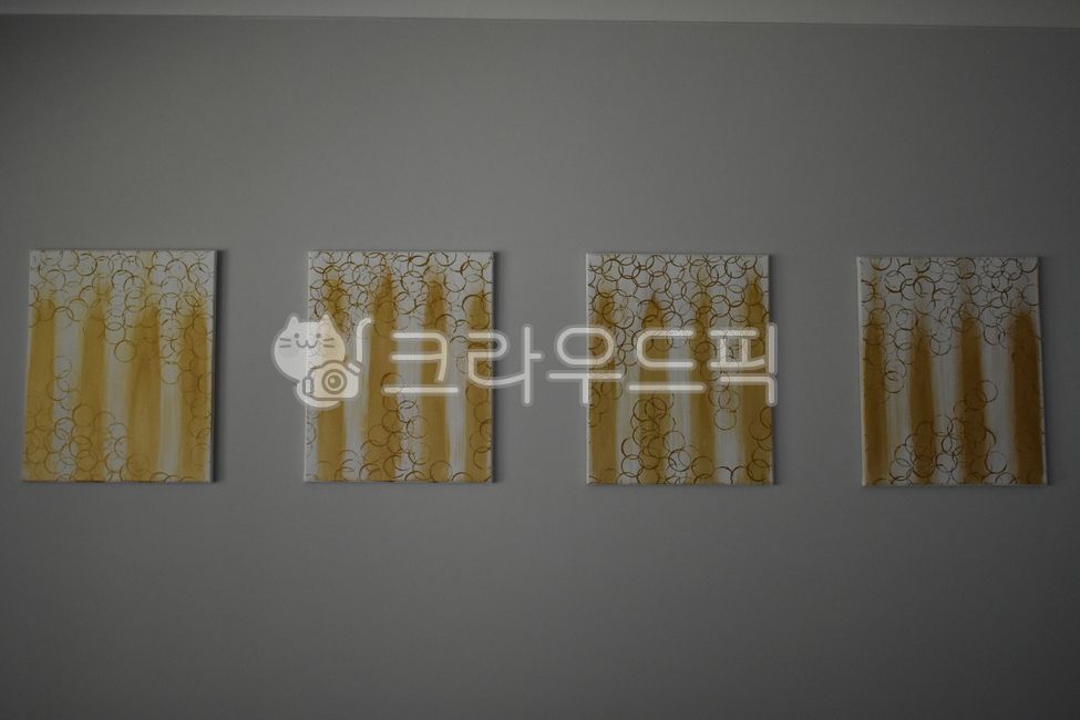 그림,추상화,현대화,수작업,미술작품,인테리어,금색,노란색,금색물감,금색그림,노란색그림,painting,abstractart,abstractpainting,art