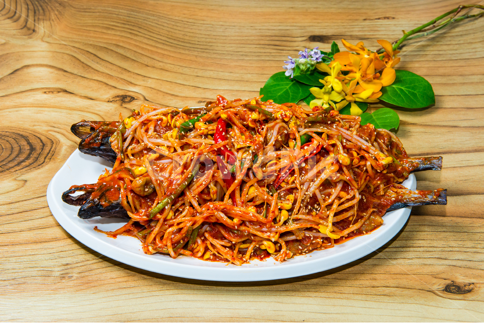 Braised nose bridge,Korean cuisine,Steamed fish,store food,Korean,Midnight Snack,menu,fish dishes,Menu Board Dishes,Steamed nose bridge,stewed fish,Spicy seasoned dishes