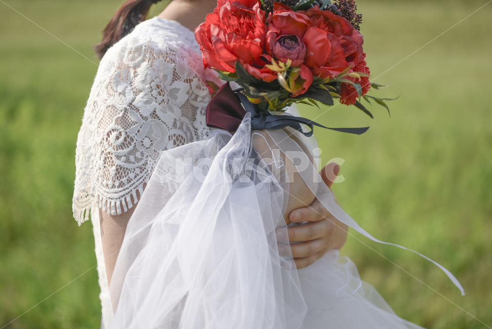 웨딩,셀프웨딩,부케,면사포,하얀드레스,하얀원피스,기념일,축하,anniversary,congratulation,celebrate,celebration