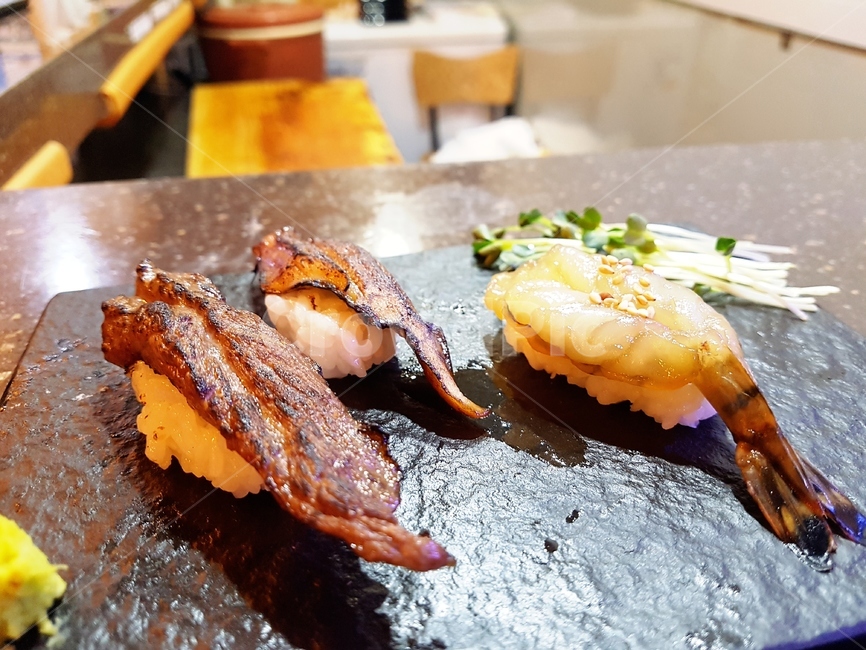 초밥,생선초밥,스시,생선회,회초밥
