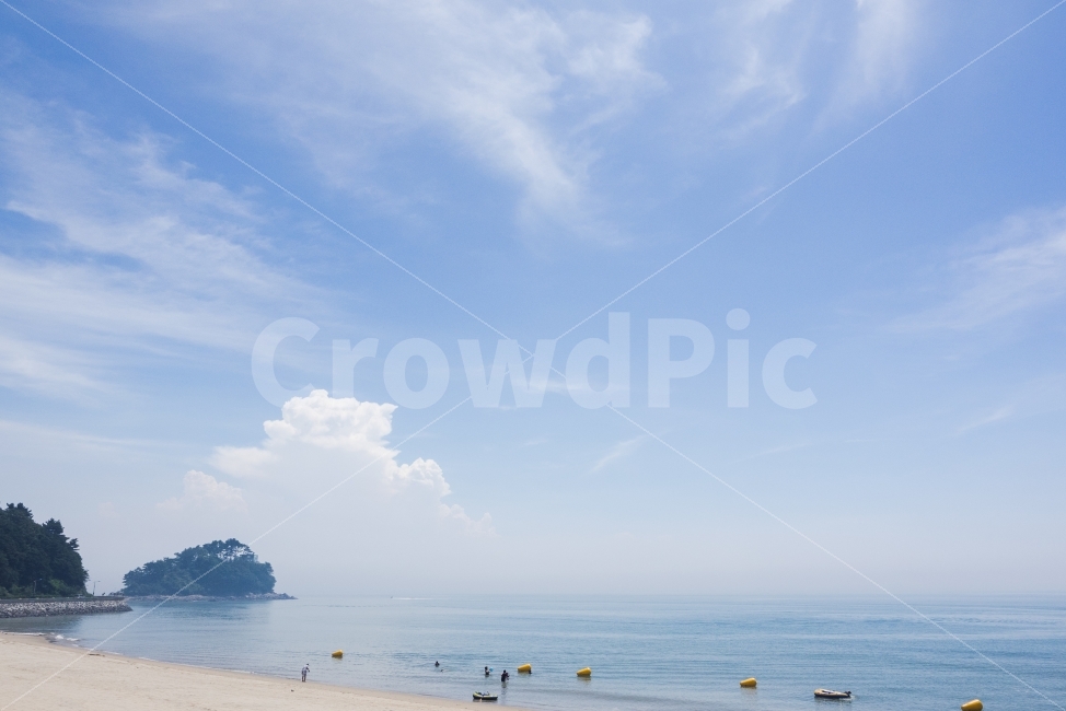 바다,섬,하늘,풍경,자월도,인천,파랑,파란,자연,풍경,nature,landscape,여름,계절,summer,season,해변,바다,beach,sea,outdoors,옥외,land,땅,water,물,ocean,대양,shoreline,해안선,coast,연안