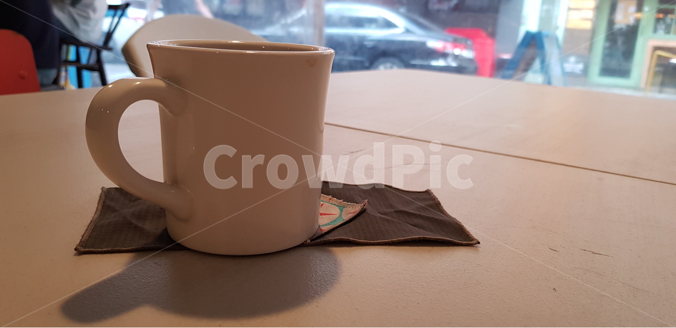 커피,카페,식탁,커피잔,그림자,컵,컵받침,커피받침,테이블,커피,카페,coffee,cafe