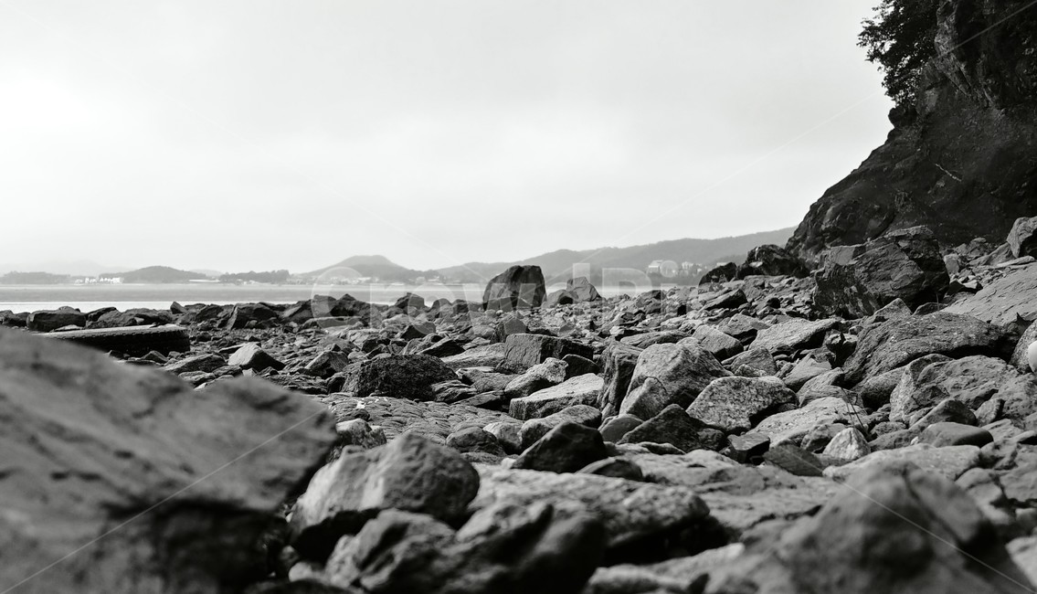 rubble,파편,돌,자갈,서해,바다,흑백,자연,nature,풍경,바위
