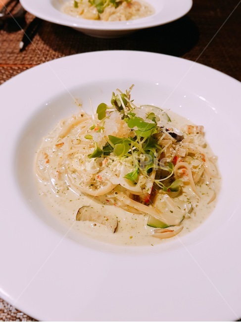 파스타,데이트,크림,외식,식사,음식,식재료,요리,food,cook,meal,dishes,food reserves,양식,서양음식,서양요리,western food,western dishes,western meal,western cook