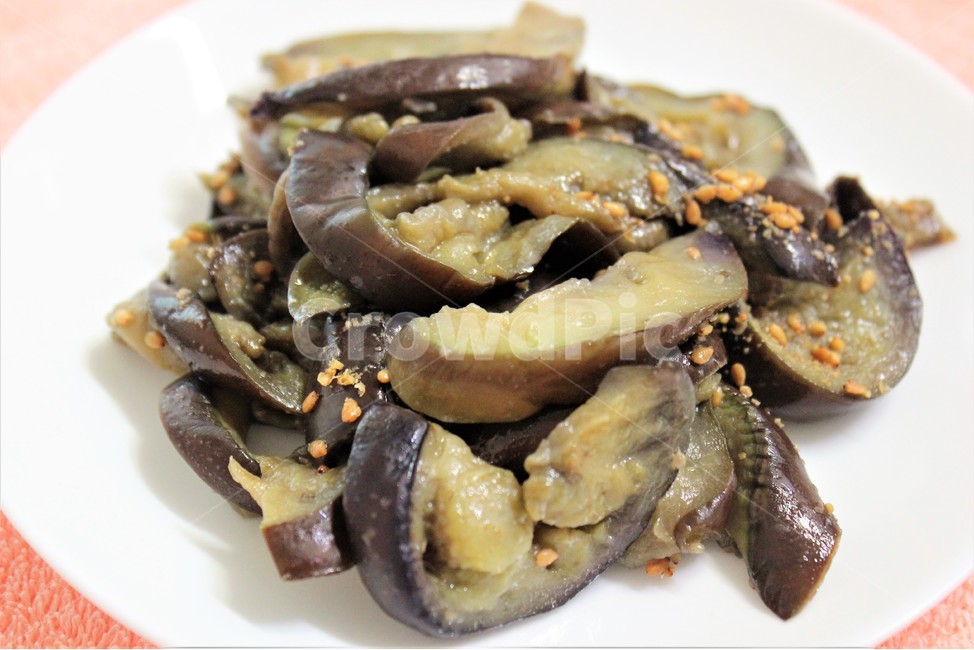 가지나물,가지,무침,나물,한국음식,요리,한국전통,koreafood,koreatraditional,cooking,음식,식재료,요리,food,cook,meal,dishes,food reserves,채소,야채,vegetables,한식,한국음식,한국요리,korean food,korean dishes,korean meal,korean cook