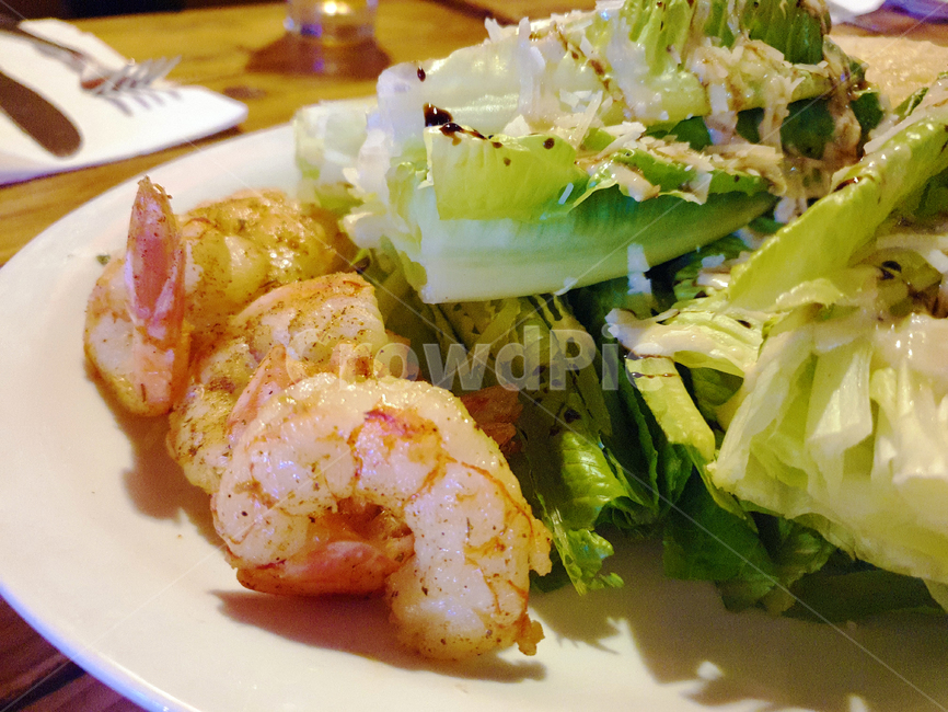 음식,새우,로메인상추,소스,샐러드,상추,채소,그릇,포크,녹색,건강한식생활,food,식사,meal,요리,dish,흰그릇,음식,식재료,요리,food,cook,meal,dishes,food reserves
