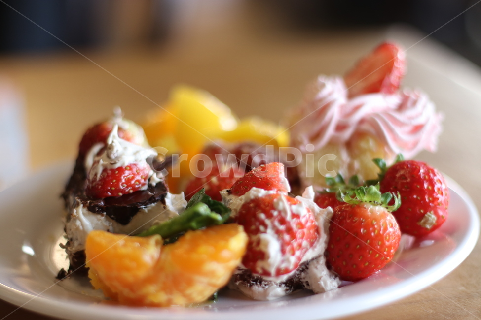 디저트,초콜릿,딸기,케이크,cake,롤케이크,롤케익,뷔페