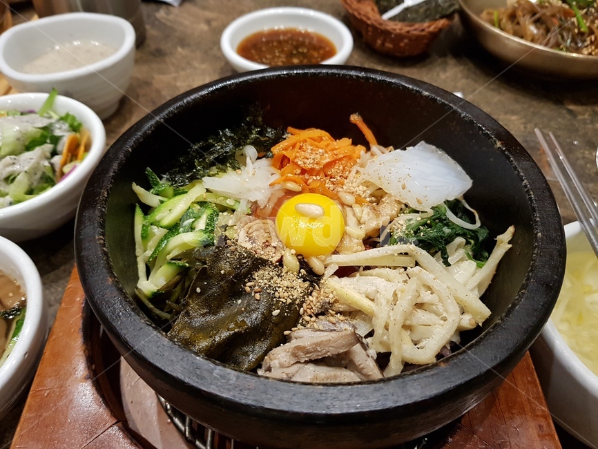 food,식품,비빔밥,돌솥비빔밥,베지테리언음식,bibimbap,음식,식재료,요리,food,cook,meal,dishes,food reserves,한식,한국음식,한국요리,korean food,korean dishes,korean meal,korean cook