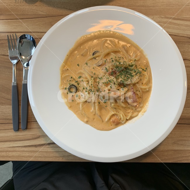 스파게티,파스타,로제,베이컨,포크,숟가락,음식,음식,식재료,요리,food,cook,meal,dishes,food reserves,면류,면요리,noodles,양식,서양음식,서양요리,western food,western dishes,western meal,western cook