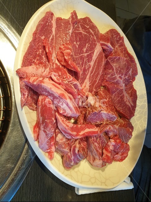 생고기,한식,소고기,고기,날것