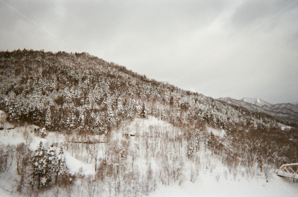눈덮힌산,눈덮힌강,설산,겨울산,겨울풍경,홋카이도,설경,겨울,계절,winter,season,자연,풍경,nature,landscape,outdoors,옥외