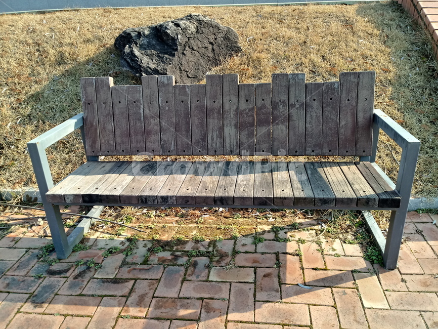 나무의자,긴의자,나무,wood,의자,잔듸,바위