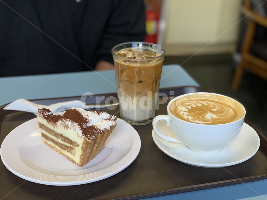 coffeecup,커피컵,cup,컵,latte,라떼,beverage,마실것,cafe,카페,라떼아트,latteart,케익,cake,sweets,티라미수,티라미수케익,tiramisu,디저트,간식,후식,dessert,snack,음료수,drink,beverage,커피,카페,coffee,cafe