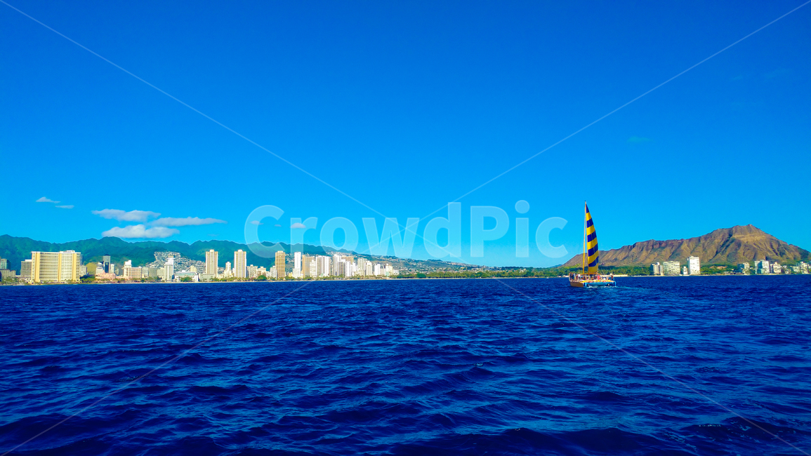 waikiki,hawaii,하와이,해변,와이키키,구름,감성,섬마을,섬,바다,도시,풍경,city,landscape,해외,외국,세계,foreign,oversea,world,세계도시풍경,해외도시풍경,외국도시풍경,world cityscape,transportation,교통,vehicle,차량,boat,보트,watercraft,선박