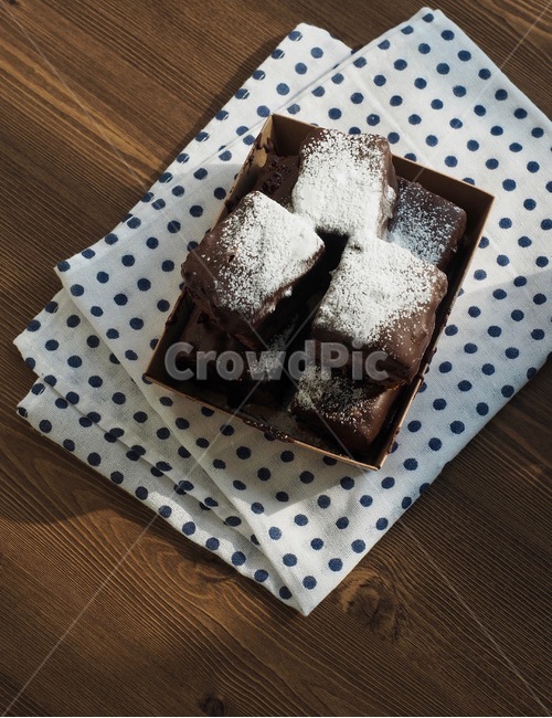초콜릿,케이크,사각,빵,제과,제빵,초코케이크,초코브라운,간식,디져트,슈가파우다,chocolate,cake,square,bread,confectionery,baking,chocolatecake,chocolatebrown,snack,dessert,sugarpowder,디저트,간식,후식,dessert,snack