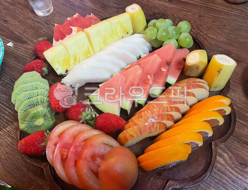 음식,과일,과일안주,수박,키워,딸기,오렌지,포도,청포도,파인애플,토마토,배