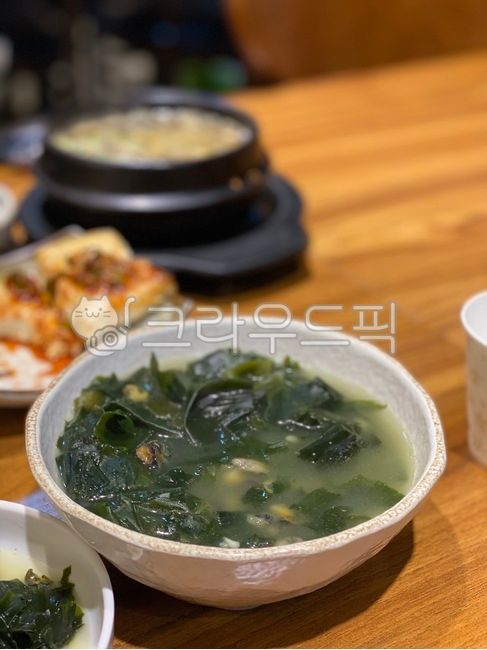 미역국,성게미역국,제주도음식,제주음식,국물음식,음식,국,사발,bowl,dish,food,식사,meal
