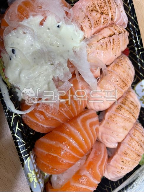 연어,연어초밥,배달음식,구운초밥,생연어초밥