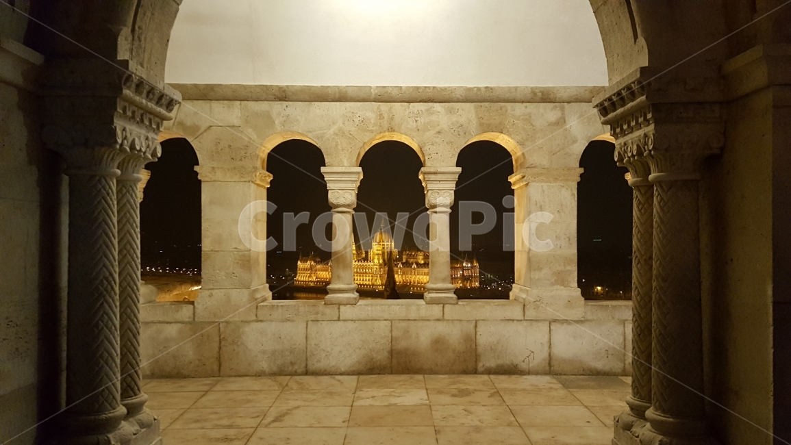 유럽,풍경,부다페스트,europe,budapest,landscape,헝가리,여행,hungary,travel,야경,밤,풍경,nightscape,night,landscape,랜드마크,landmark,tourist attraction,세계랜드마크,해외랜드마크,외국랜드마크,world landmark,world tourist attraction,건축물,건물외관,exterior,building,structure,architecture,construction,flooring,바닥,floor,flagstone,판석