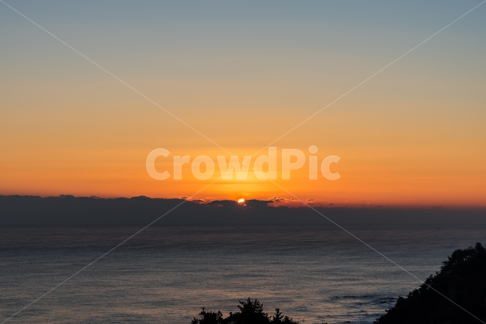 일출,풍경,자연,바다,동해,태양,자연,풍경,nature,landscape,outdoors,옥외,sky,하늘,red sky,붉은 하늘,dusk,황혼,dawn,새벽,sunset,일몰