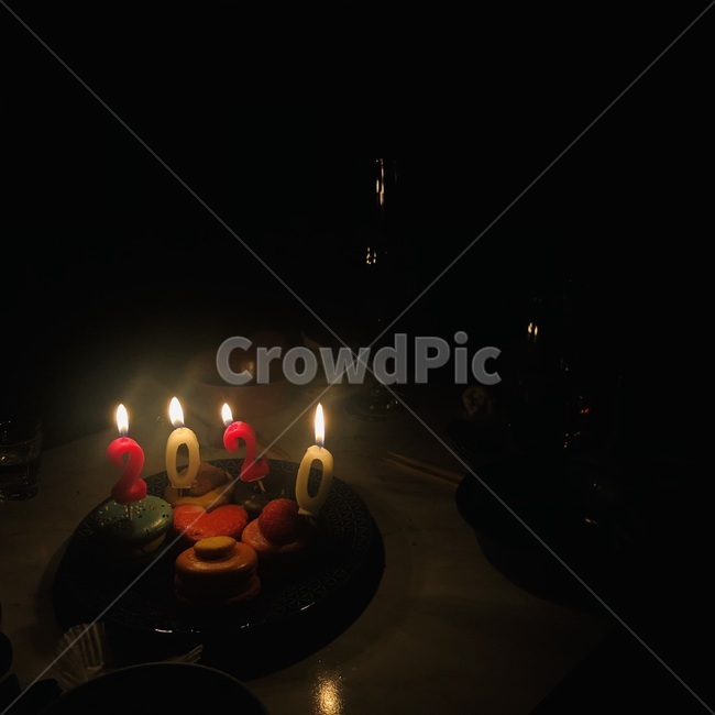 food,음식,dessert,양초,candle,케이크,디저트,cake,2020,새해,촛불,불,마카롱