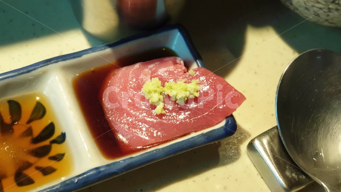 참치,회,생선,와사비,저녁,아늑함,식사,일본,분위기,음식,식재료,요리,food,cook,meal,dishes,food reserves,일식,일본음식,일본요리,Japanese food,Japanese dishes,Japanese meal,Japanese cook