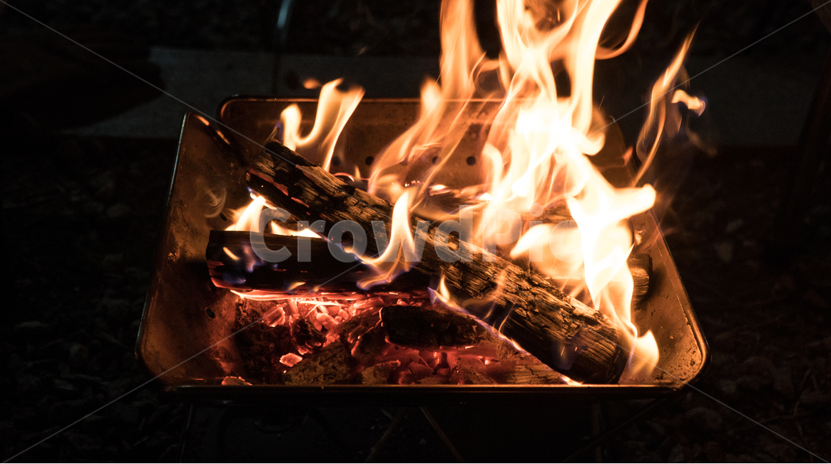 화로,장작,캠프파이어,캠핑장비,불멍,숯불,캠핑,캠프,campfire,fire,감성,감성캠핑,낭만,추억,여행,휴가,traveling,vacation,trip