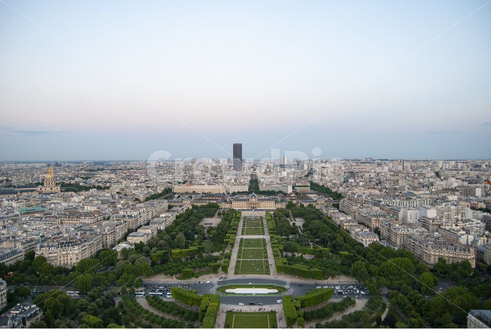fly,champdemars,Mars Park,ecolemilitaire,france,Panoramic view of Paris,Eiffel Tower Observation Deck,park
