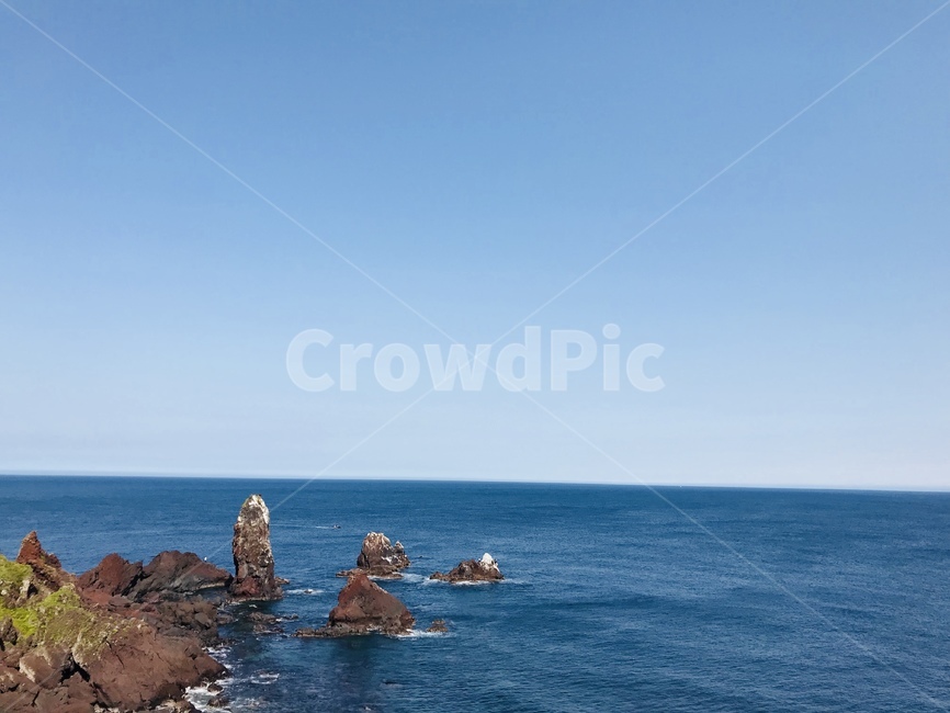 푸른바다,제주도풍경,제주도바다,애매랄드바다,ocean,자연,풍경,nature,landscape,한국자연풍경,한국자연경관,korea nature landscape,제주도,jeju,jeju island,promontory,곶,outdoors,옥외,water,물,sea,바다,대양