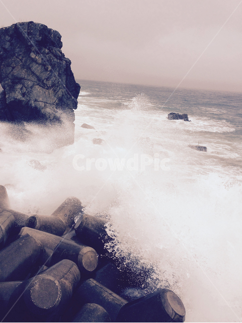 seawall,방파제,wave,파도,sea,바다,바위,stone,비바람,자연,풍경,nature,landscape,해변,바다,beach,sea,outdoors,옥외,water,물,ocean,대양,promontory,곶