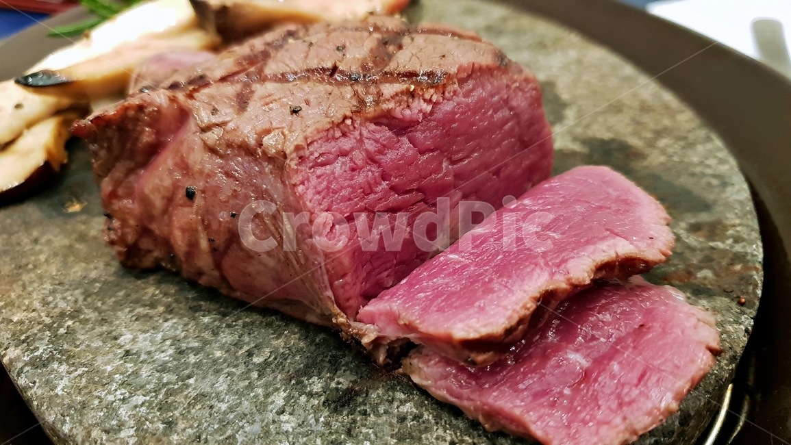 스테이크,비프,소고기,돌판,음식,식사,푸드,steak,beef,먹방,먹거리,meal,음식,식재료,요리,food,cook,meal,dishes,food reserves,육류,고기,meat,양식,서양음식,서양요리,western food,western dishes,western meal,western cook