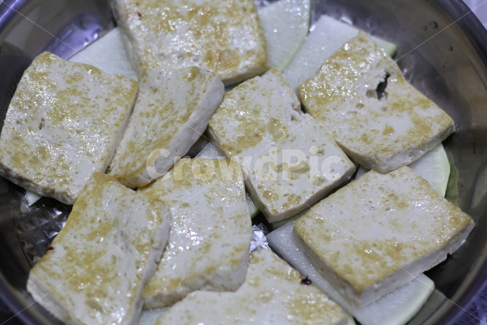 두부,국산콩,두부콩,음식,food,접시,두부튀김,한식,기름,식용유,농산물,식물,plant
