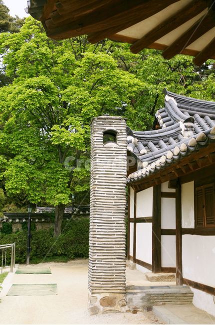 ancient architecture,Hanok,tile,tiled house,Chimney