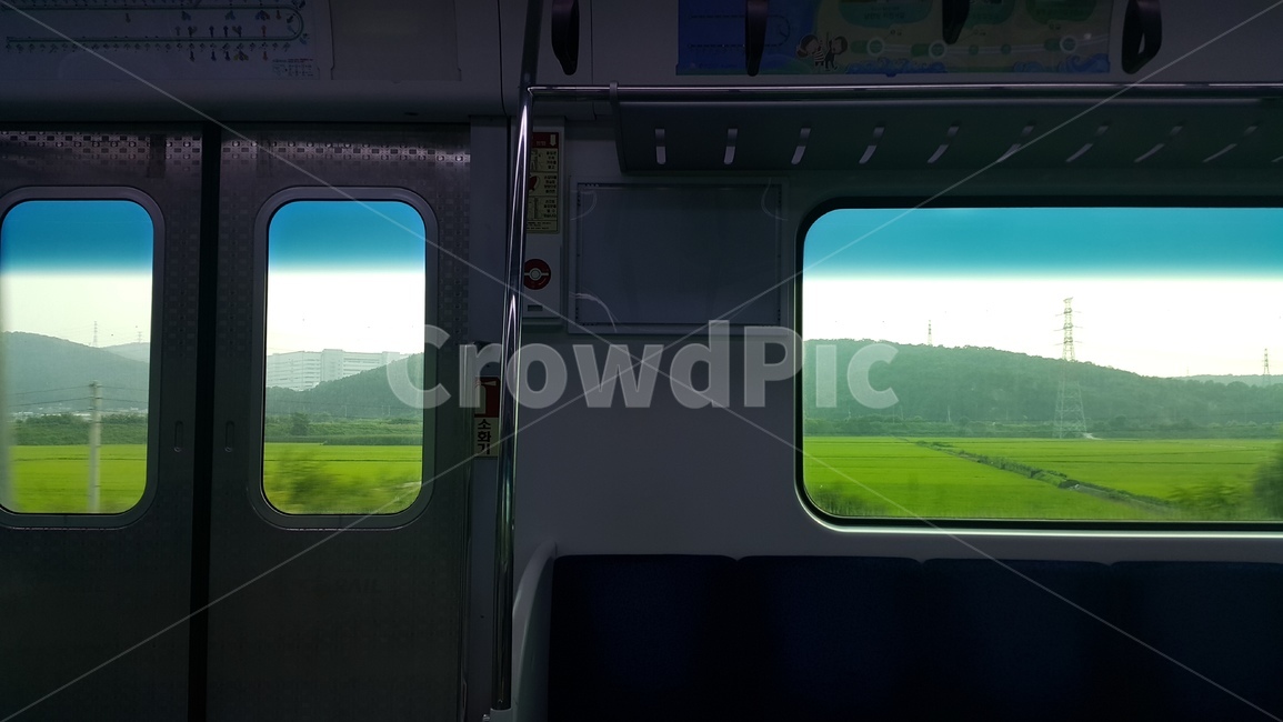 모내기,여름,송전탑,산,지하철좌석