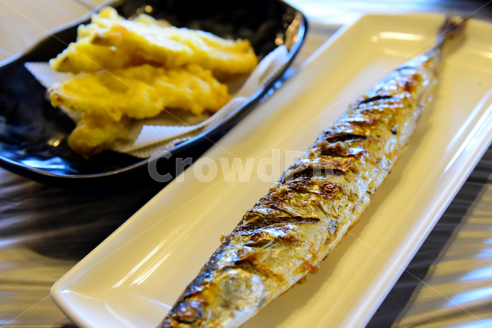 튀김,튀김요리,고구마튀김,꽁치,생선구이,꽁치구이,saury,roastfish