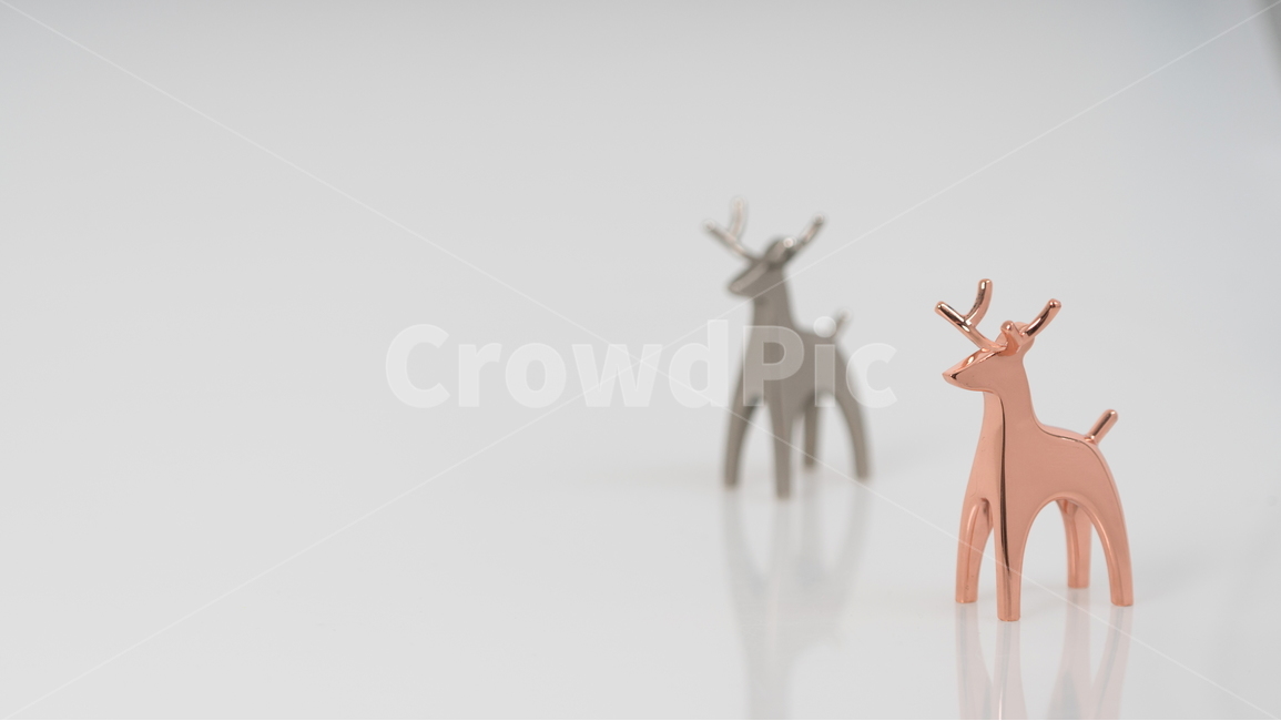 심리학,생활,커플,사슴,동상,골드,실버,함께,사랑,노루,금속,럭셔리,동물,뿔,반사,빤짝,광채,쥬얼리,루돌프,크리스마스,아웃포커싱,보석,귀금속,귀여운,액세서리,장식품,백그라운드,사물,물건,오브젝트,thing,object,matter