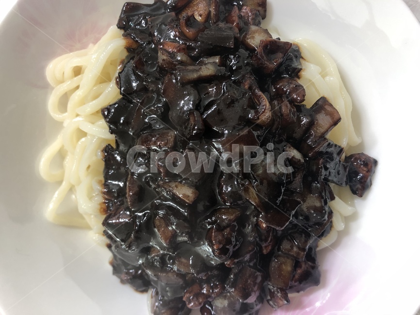 짜장면,짜장,소스,면,고기,양파,jajangmyeon