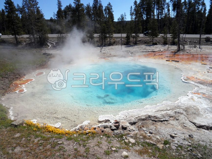 옐로우스톤,국립공원,미국,와이오밍,배경,유네스코,세계자연유산,세계유산,수증기,열탕,유황,간헐천,산성,신비로운,핫스프링,광물,퇴적물,산,자연,풍경,경치,경관,yellowstone,nationalpark,usa,wyoming,background,unesco,worldnaturalheritage,worldheritage,watervapor,hotwater,sulfur,geyser,acid,mystical,hotspring,mineral,sediment,mountain,nature,landscape,scenic,옥외,outdoors,물,water