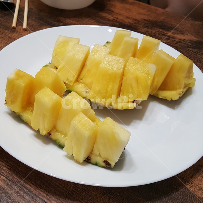 파인애플,pineapple,과일,fruit,음식,음식,식재료,요리,food,cook,meal,dishes,food reserves,과일,열매,fruit